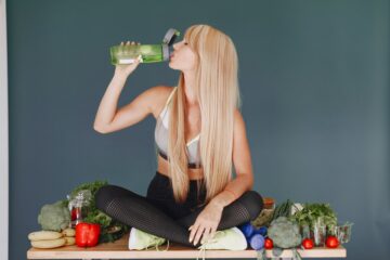 How to detox your body naturally at home